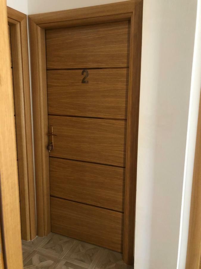 Apartment & Rooms Thomas Korenica Bagian luar foto